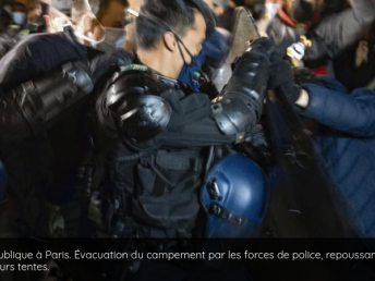 Expulsion de migrants place de la République 23 nov 2020 .png